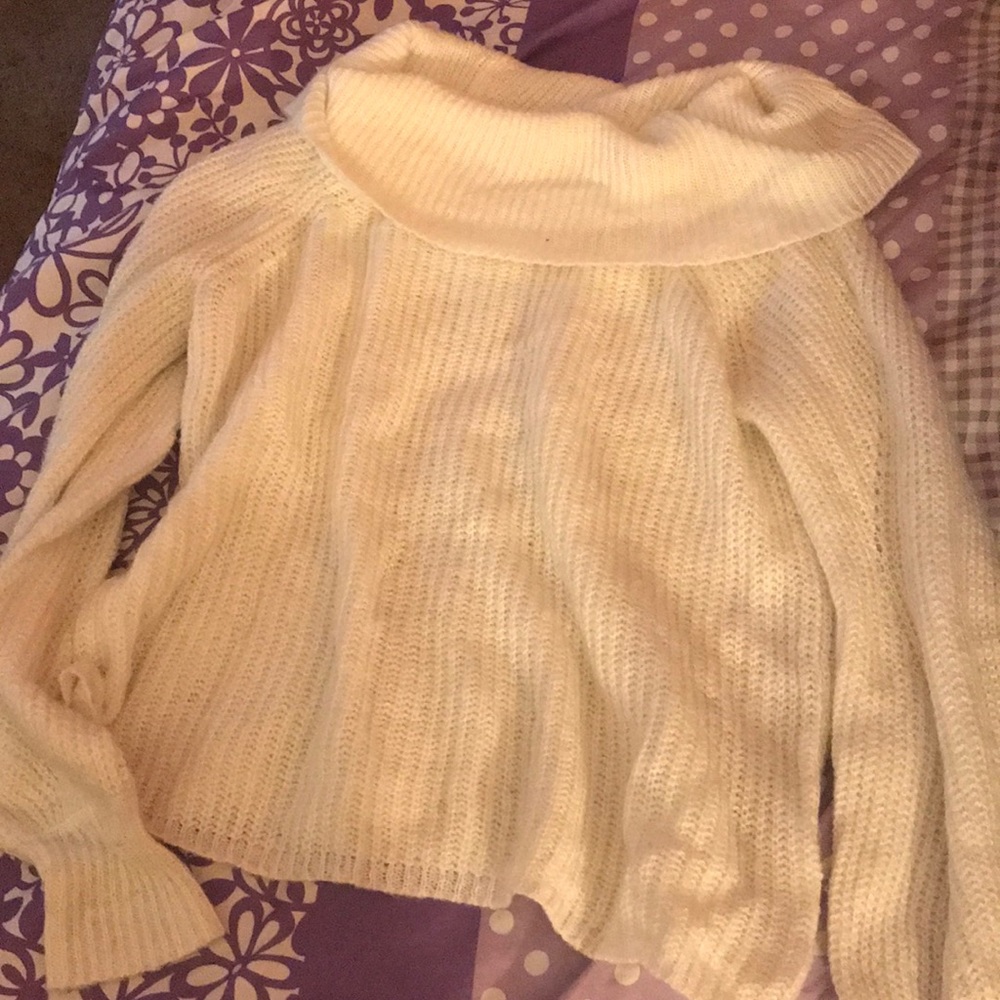 long she white sweater